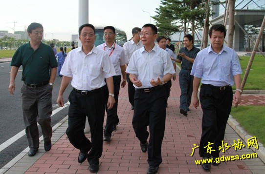 深圳市水务集团领导到光明新区参观考察