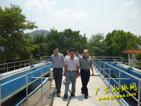 省水协林志光秘书长一行到粤北连州连山等县镇供水企业调研