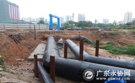 清远水司铁塔路DN1200供水主管管道接驳顺利完工