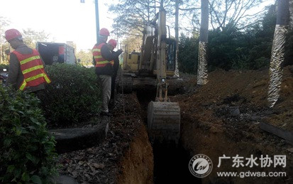 云浮市城区环市西路至世纪大道西路段供水管网改造工程动工