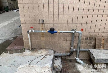 禅城区城乡供水一体化先行项目黎冲村生活供水管网改造工程有序推进